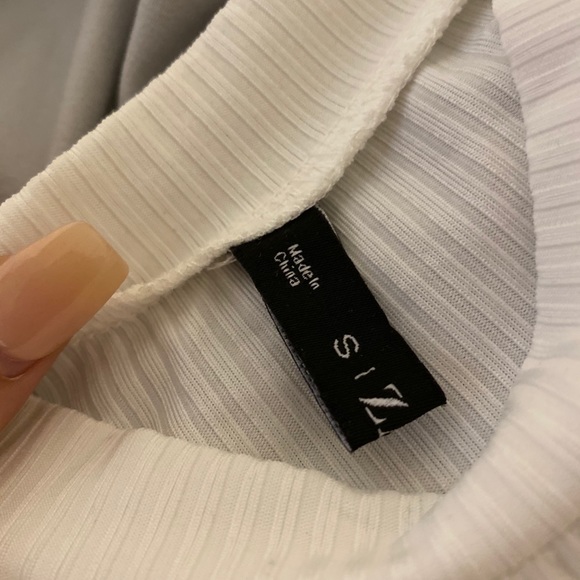 Zaful White Turtle Neck Tank Top - Picture 2 of 2